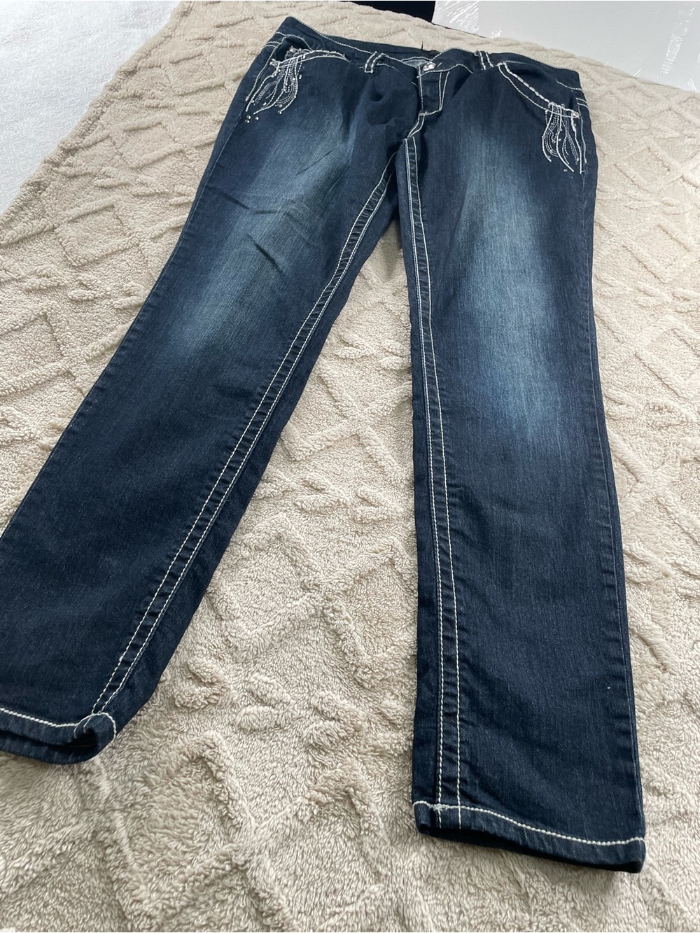 Maurices Dark Blue Denim Jeans with White Stitching Sz XL Business Casual